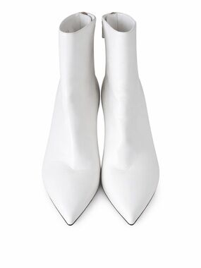 Stuart Weitzman Juniper White Leather Pointed Toe Booties Heels 8 NIB Chic